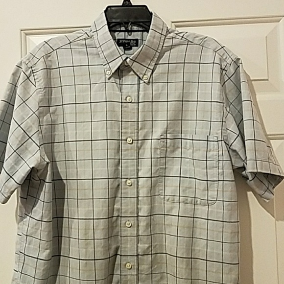 St. John's Bay Other - ST. JOHN'S BAY IRON FREE MEN'S SHIRT!